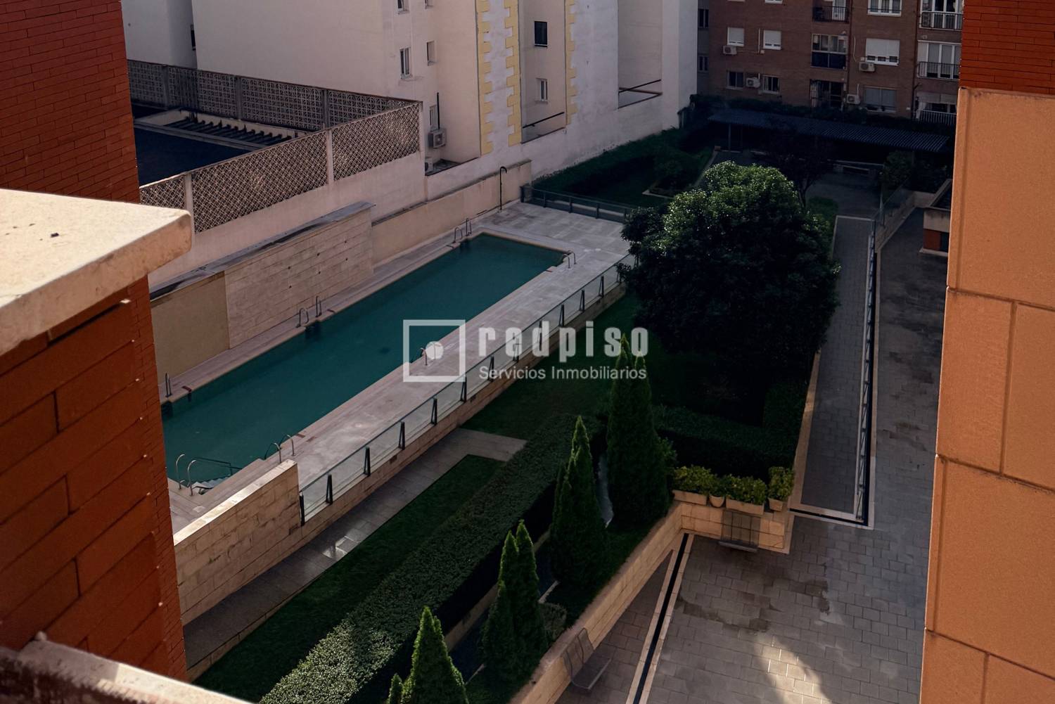 Piso en alquiler en calle De Lope De Rueda, Madrid, Madrid 12/25