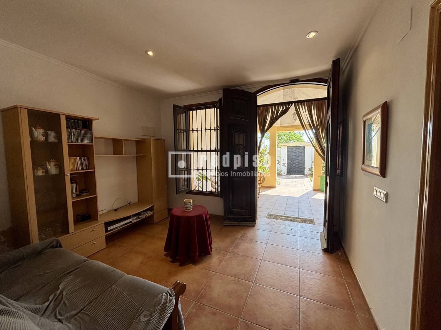 Casa en venta  calle d'Isabel de Villena, Alboraia, Valencia  5/23
