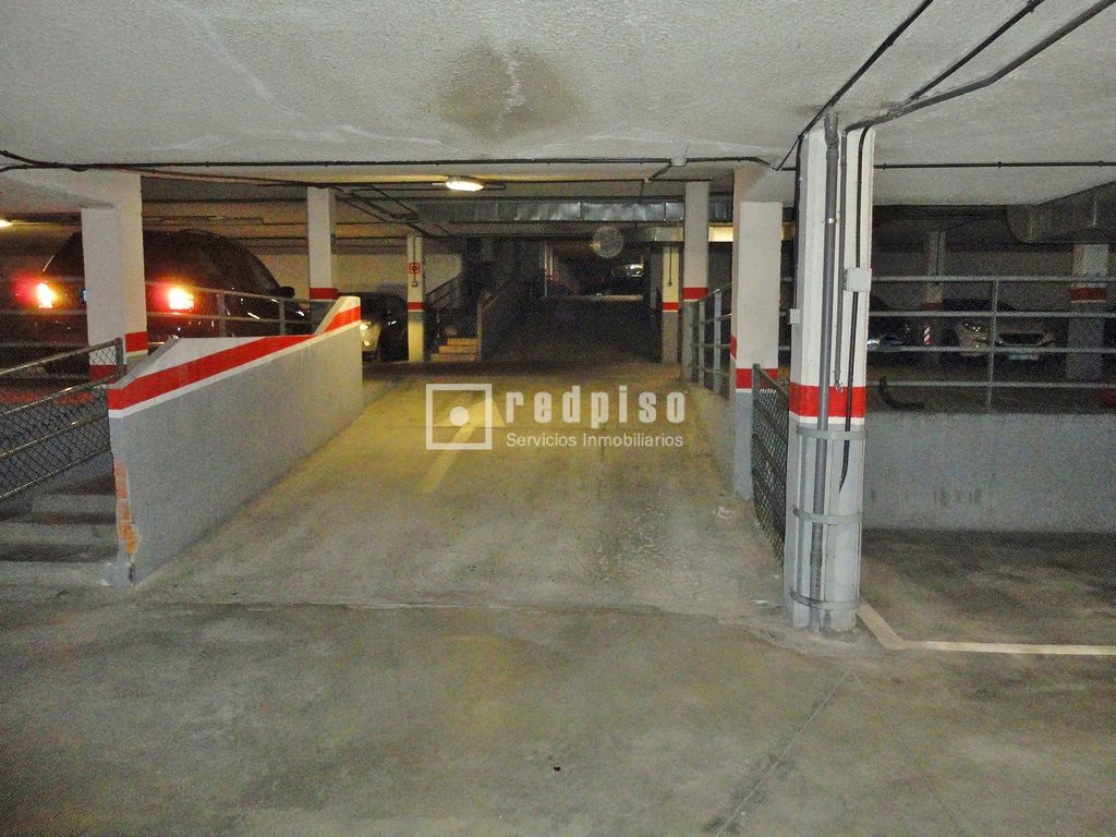 Garaje en venta en calle De La Acantita, Villaverde, Madrid 8/9