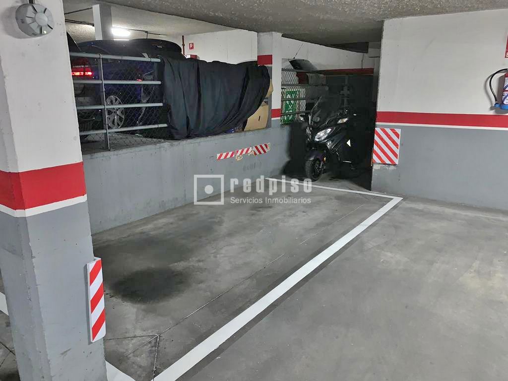 Garaje en venta en calle De La Acantita, Villaverde, Madrid 5/9