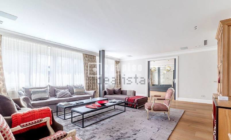 Piso en alquiler en  calle del Príncipe de Vergara, Madrid  1/1