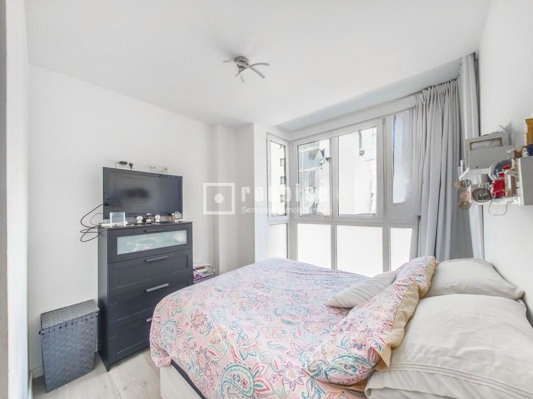 Piso en venta en avenida De Miguel Delibes, Vicálvaro, Madrid 9/19