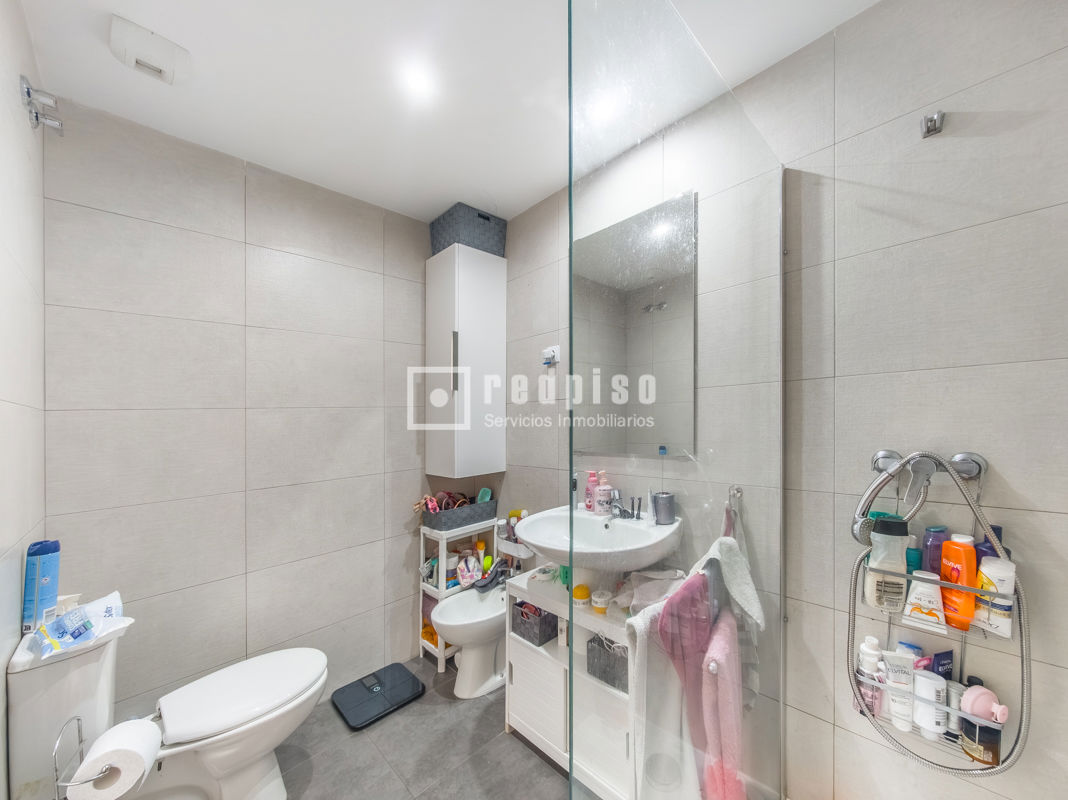 Piso en venta en avenida De Miguel Delibes, Vicálvaro, Madrid 12/19