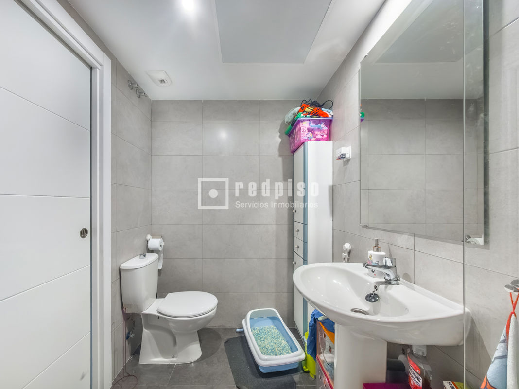 Piso en venta en avenida De Miguel Delibes, Vicálvaro, Madrid 18/19