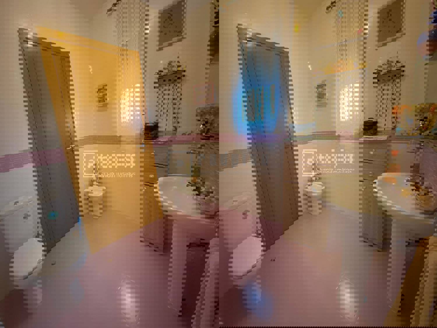 Casa en venta en calle Riansares, La Villa De Don Fadrique, Toledo 23/37