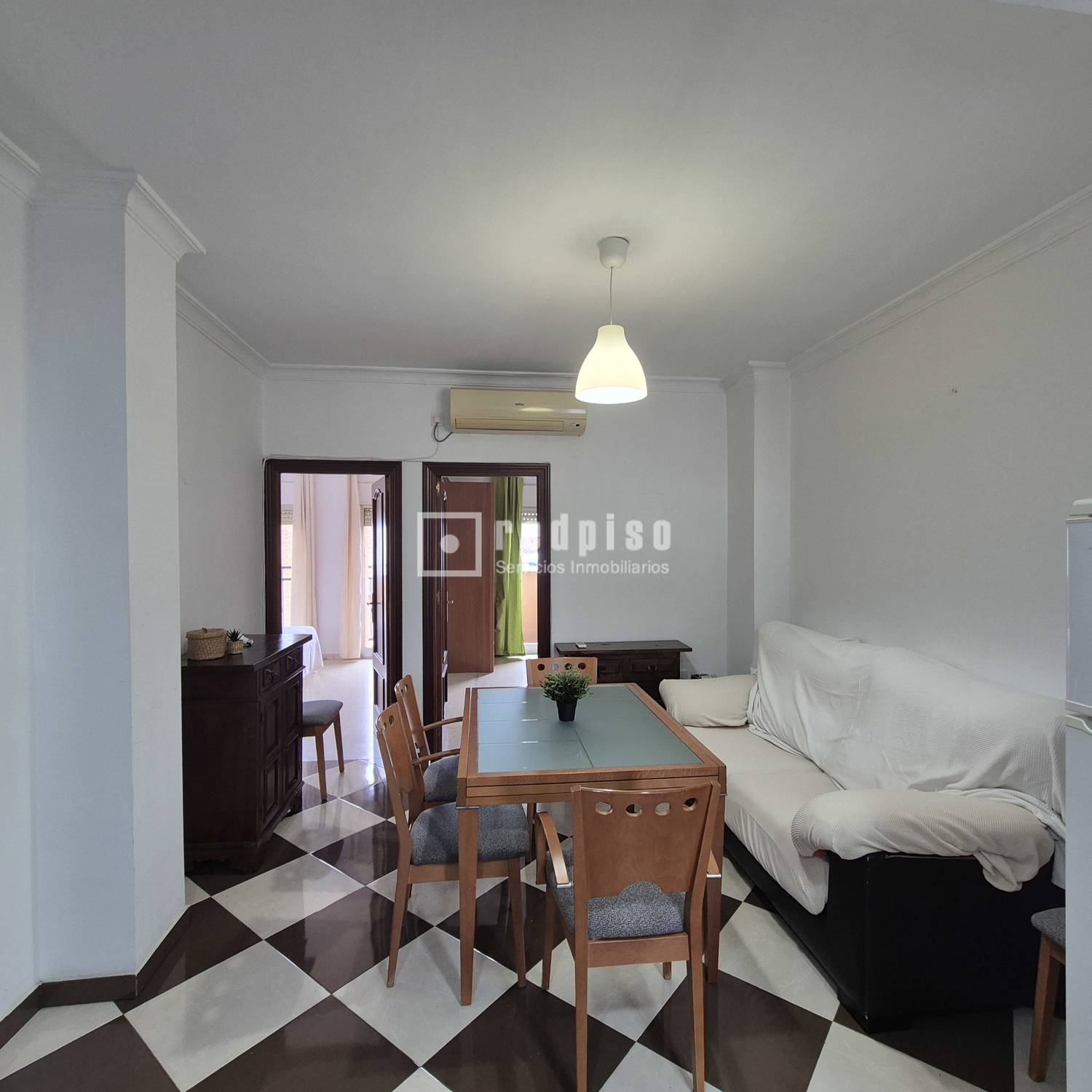 Piso en venta en  calle del Cristo de la Sed, Sevilla  1/1