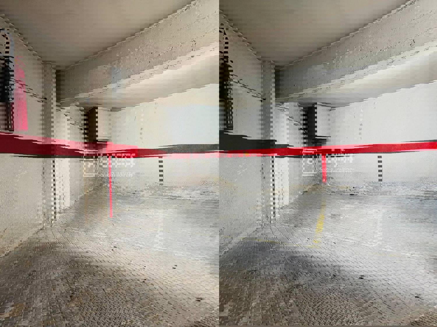 Parking en venta en  calle de López de Hoyos, Madrid  1/1