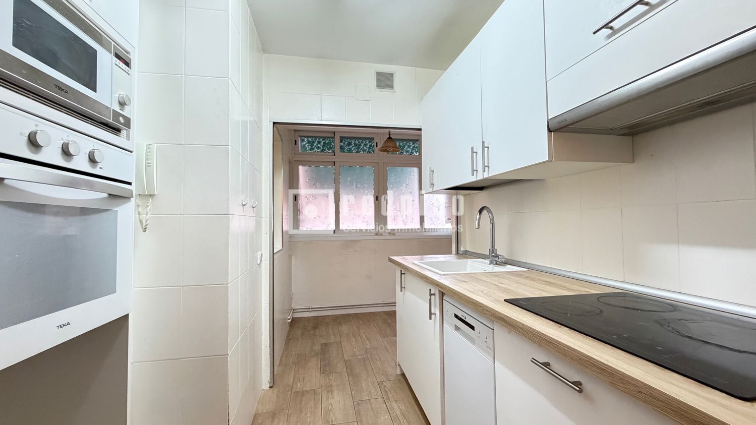 Piso en venta en Zarzaquemada, Madrid 6/21