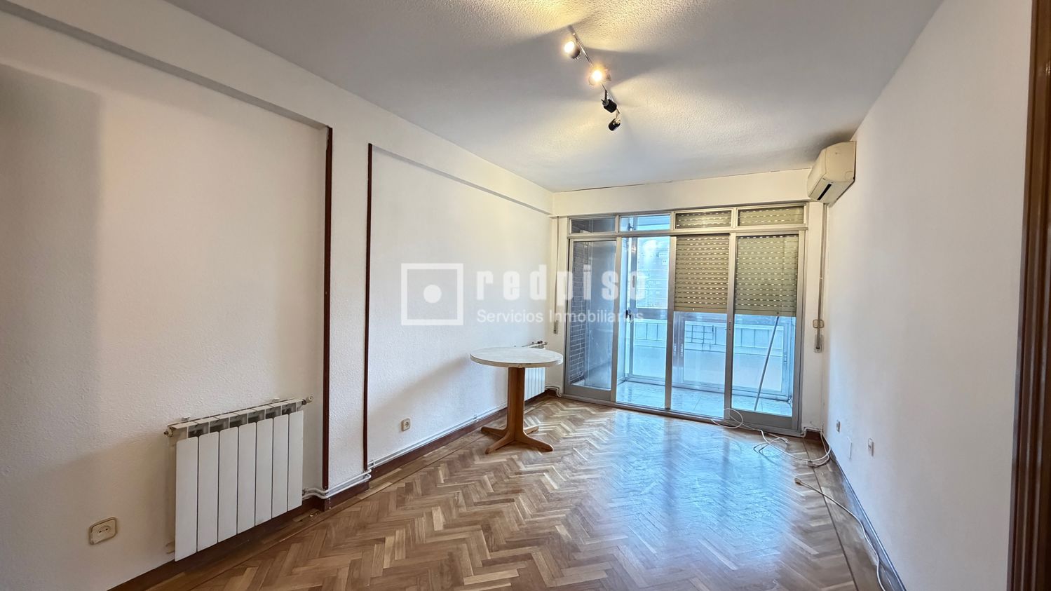 Piso en venta en Zarzaquemada, Madrid 2/21