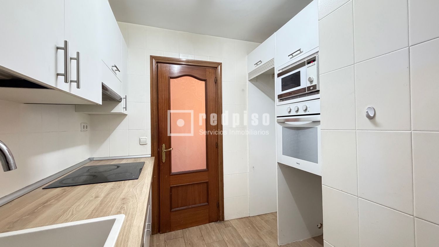 Piso en venta en Zarzaquemada, Madrid 10/21