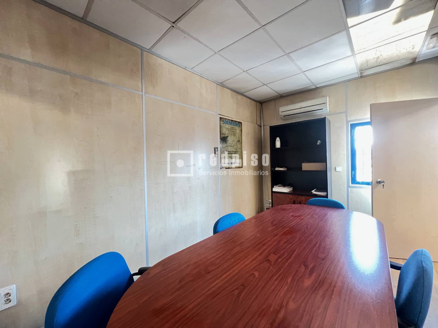 Nave Industrial en venta en Villaverde, Madrid 12/16