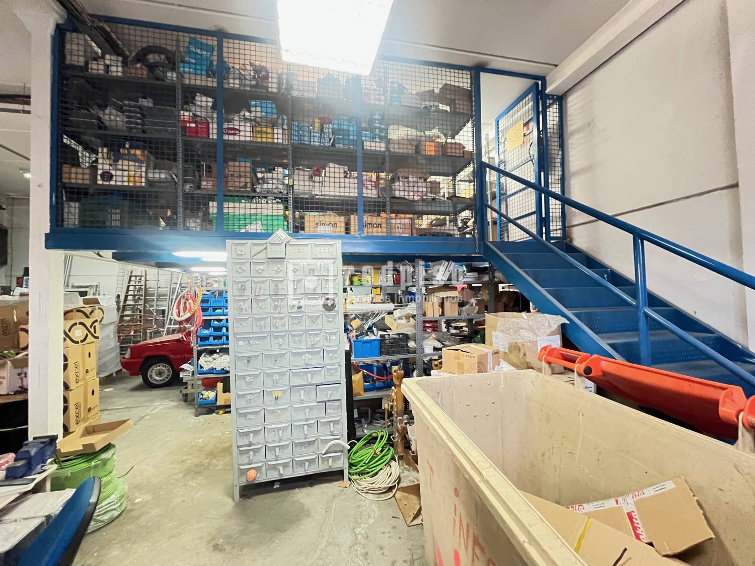 Nave Industrial en venta en  Villaverde, Madrid  1/1
