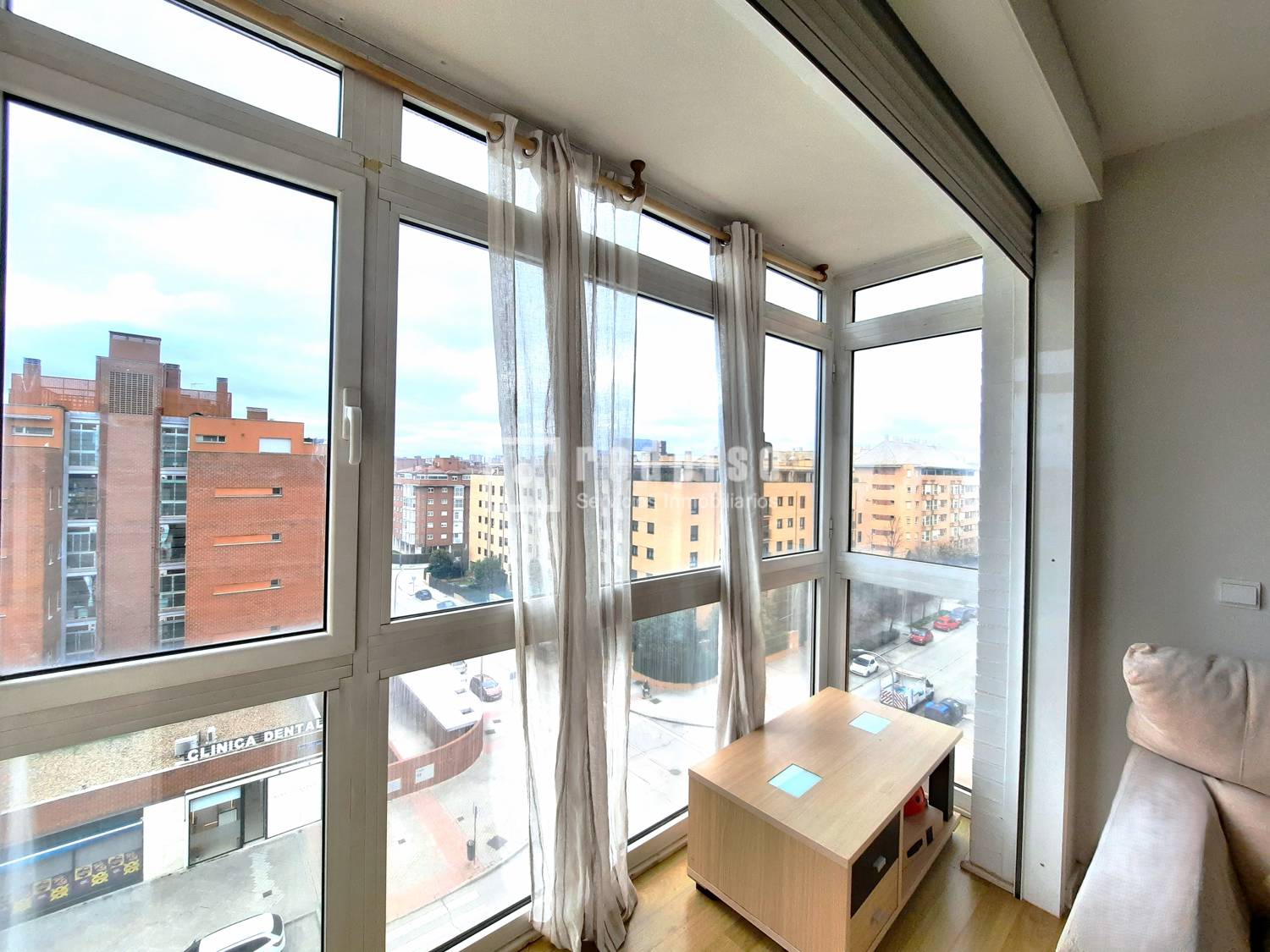 Piso en alquiler en  calle del Príncipe Carlos, Hortaleza, Madrid  7/25