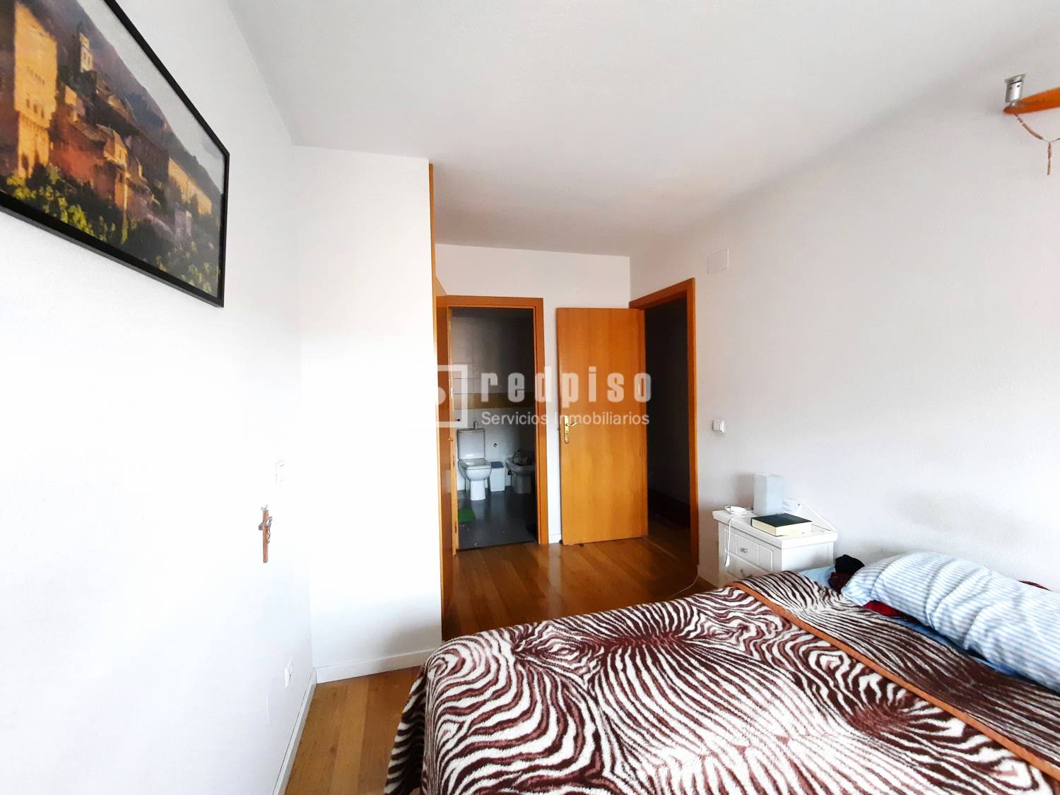 Piso en alquiler en  calle del Príncipe Carlos, Hortaleza, Madrid  25/25