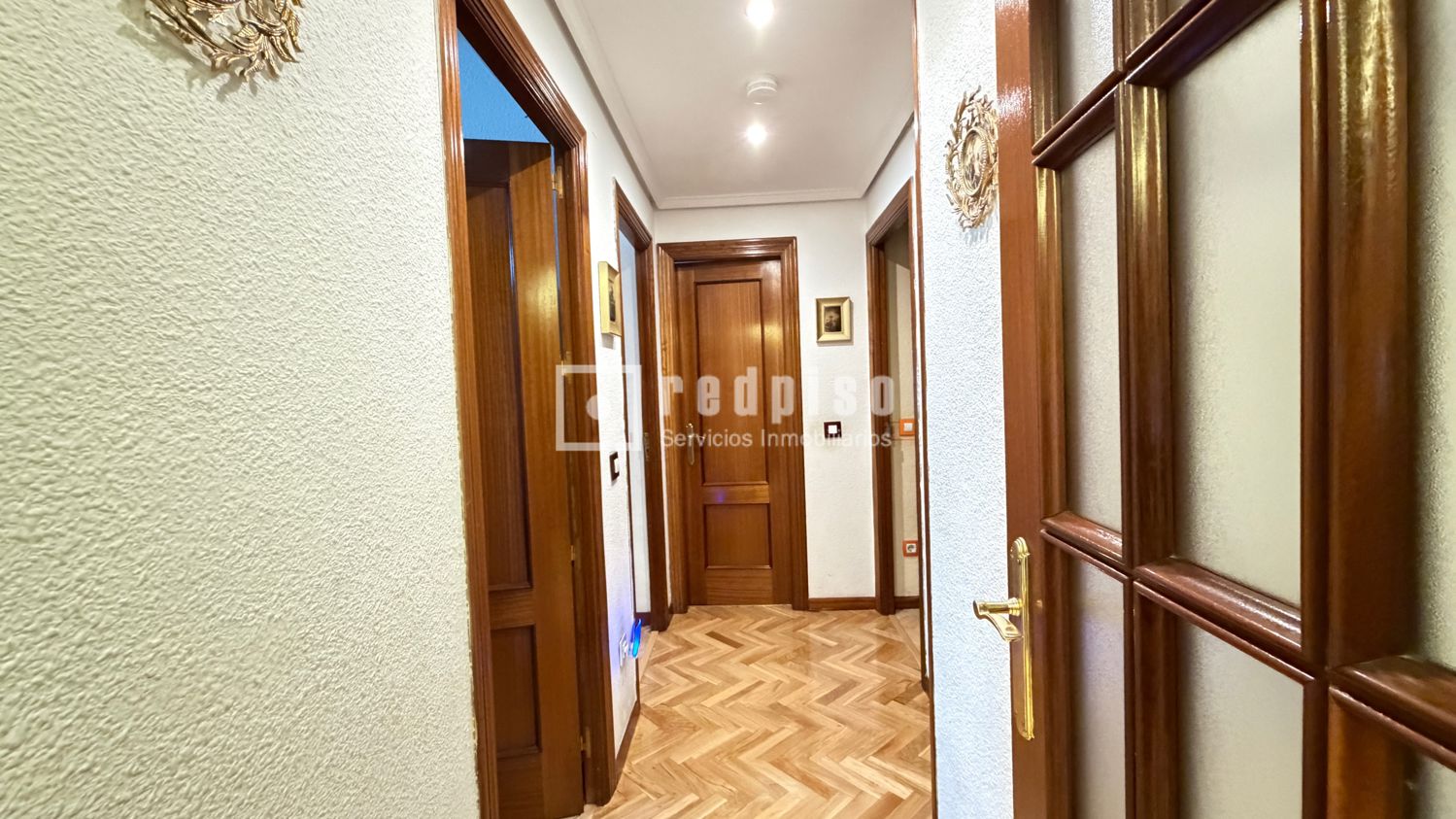 Piso en venta en Zarzaquemada, Madrid 9/24