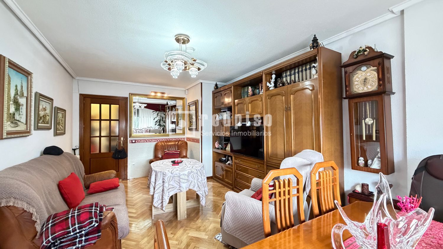 Piso en venta en Zarzaquemada, Madrid 3/24