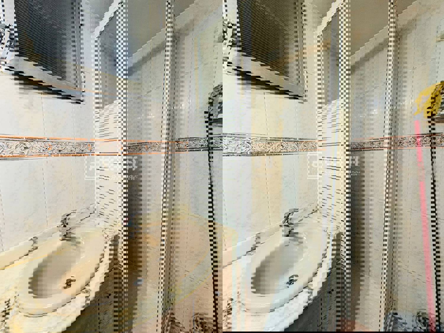 Piso en venta en avenida De Betanzos, Fuencarral-el Pardo, Madrid 3/7