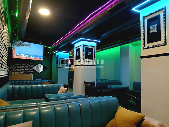 Local en venta en calle Del Sáhara, Villaverde, Madrid 3/13