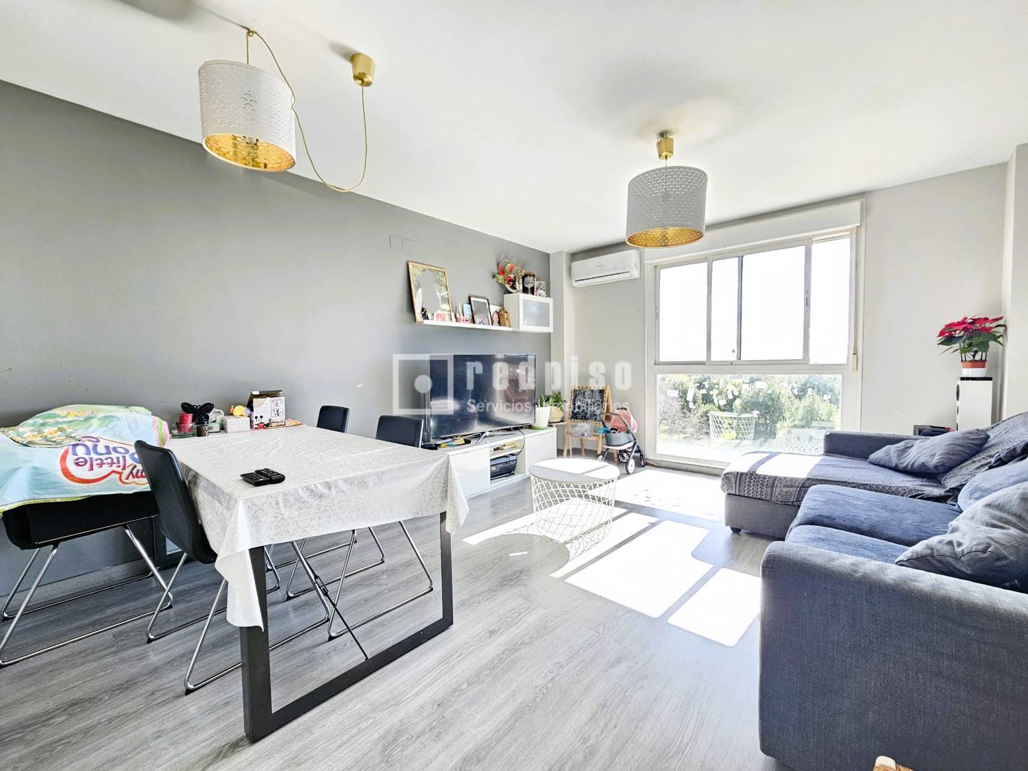 Piso en venta en Parla, Madrid 2/13