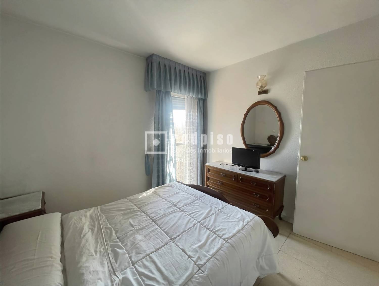 Piso en venta en calle De Jayena, Madrid, Madrid 13/27