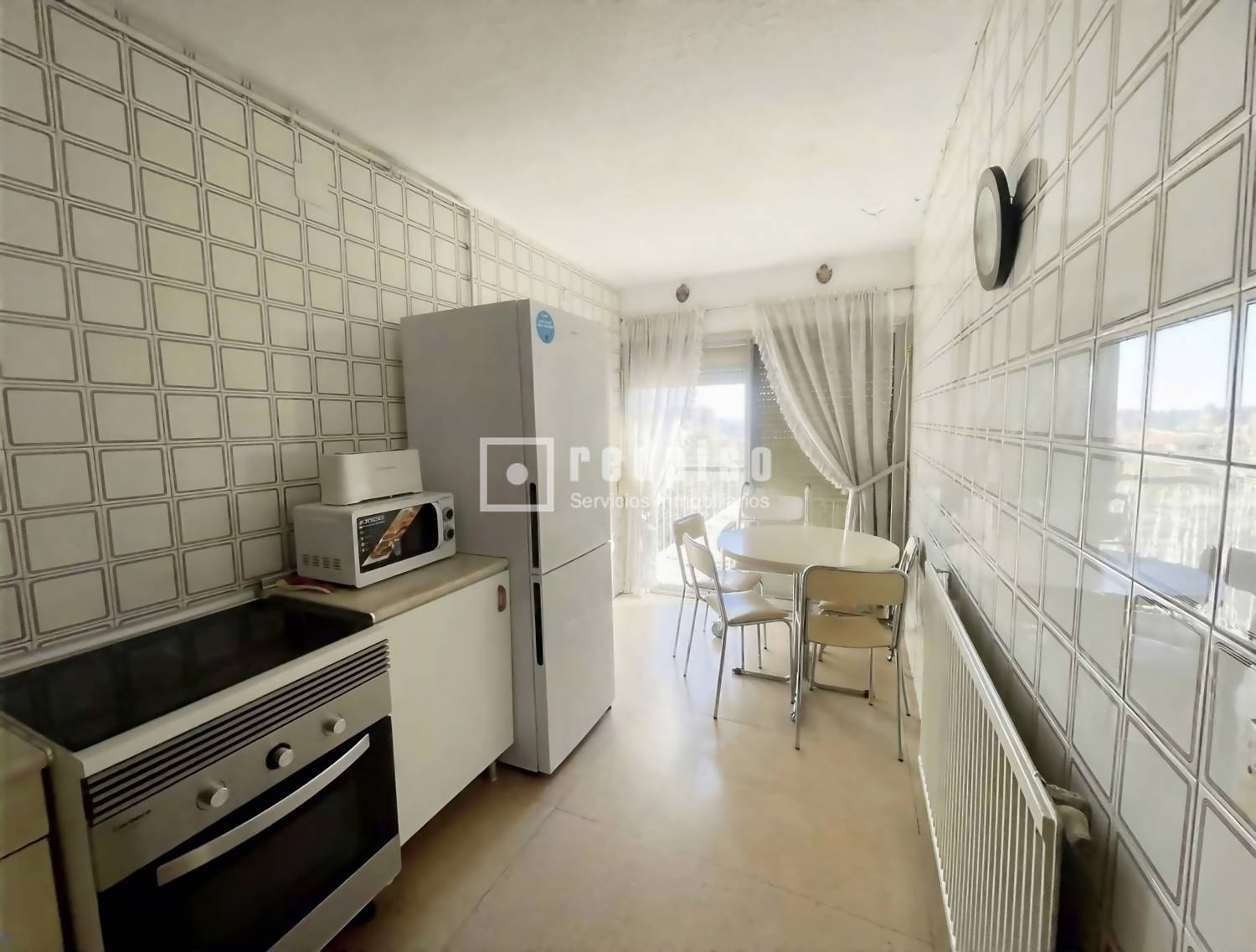 Piso en venta en calle De Jayena, Madrid, Madrid 9/27