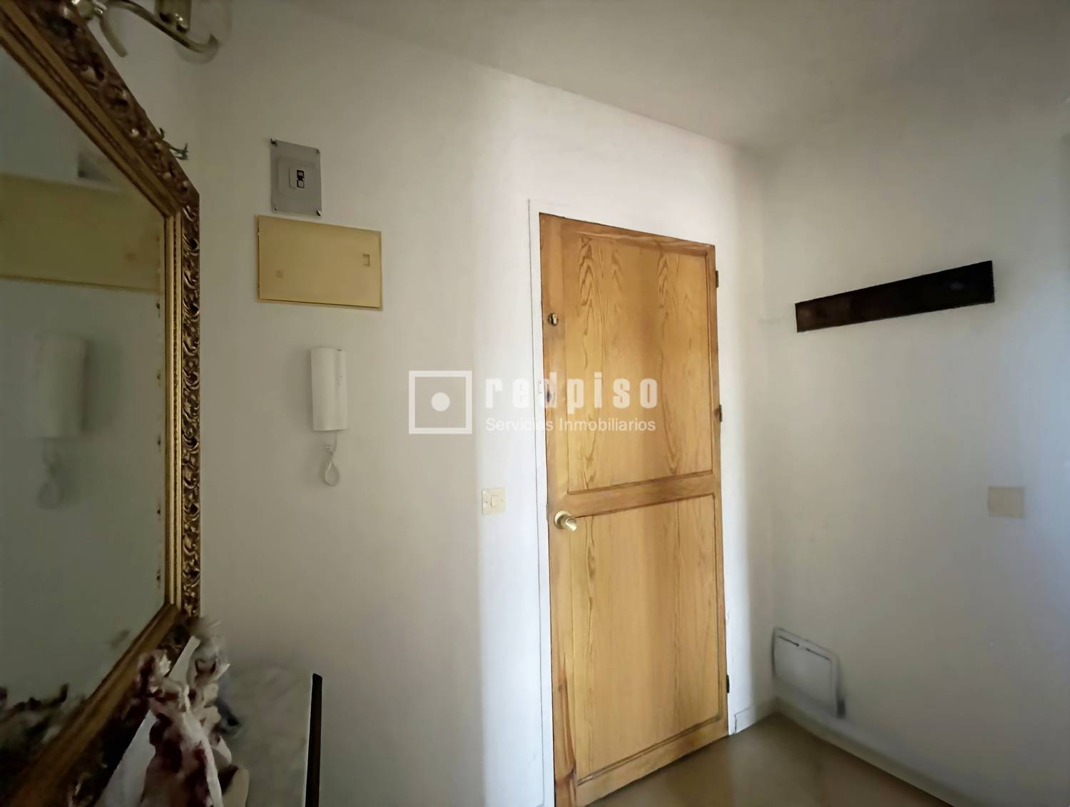 Piso en venta en calle De Jayena, Madrid, Madrid 26/27