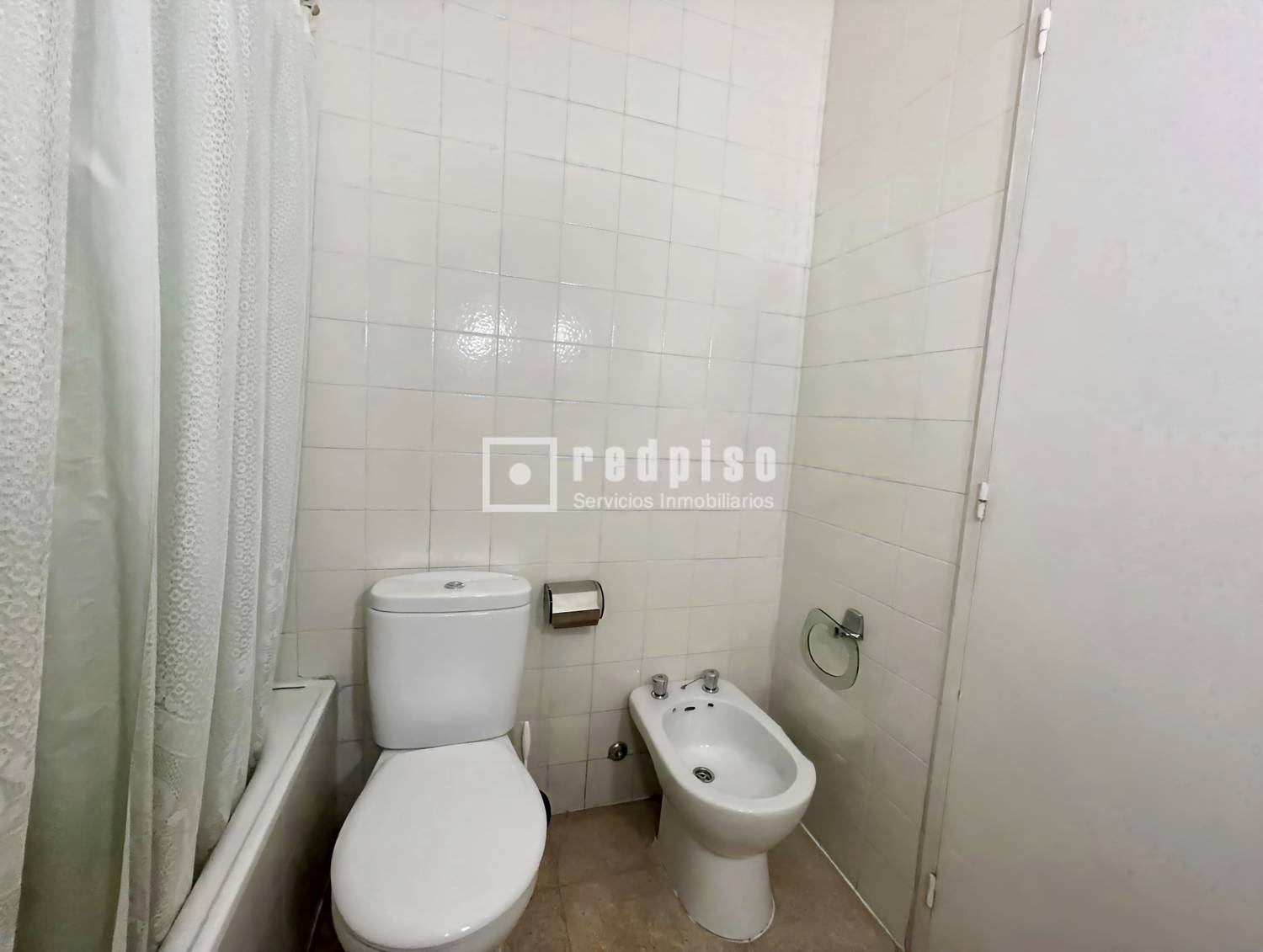 Piso en venta en calle De Jayena, Madrid, Madrid 25/27