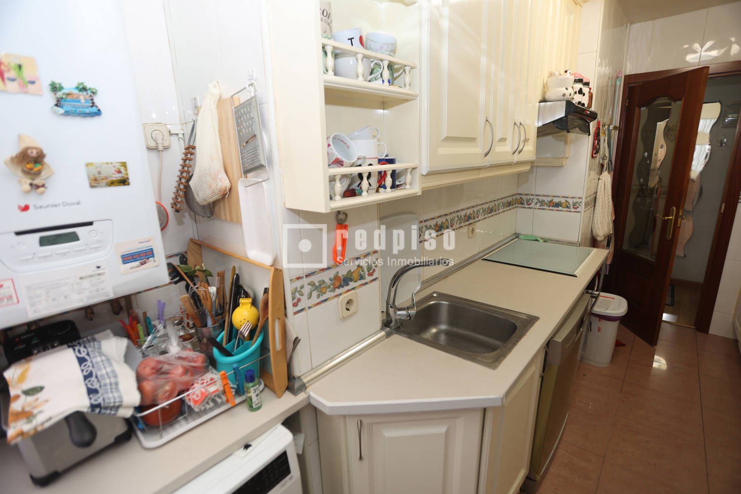 Piso en venta en calle De Benimamet, Villaverde, Madrid 8/17