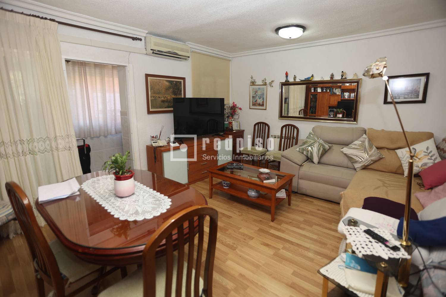 Piso en venta en  calle de Benimamet, Villaverde, Madrid  1/1