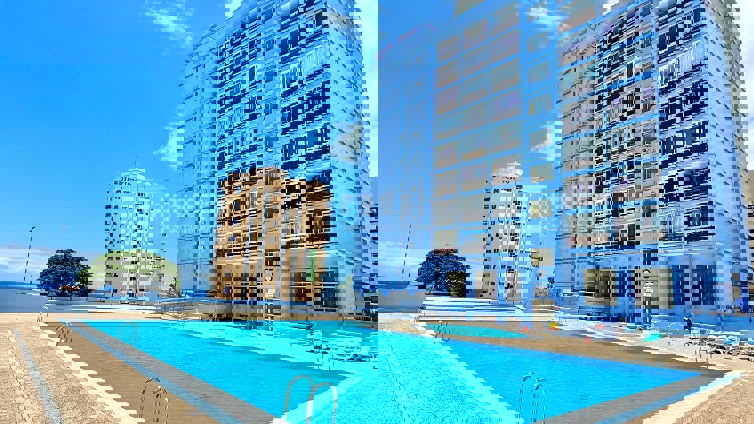 Piso en venta en  Candelaria, Santa Cruz de Tenerife  12/21