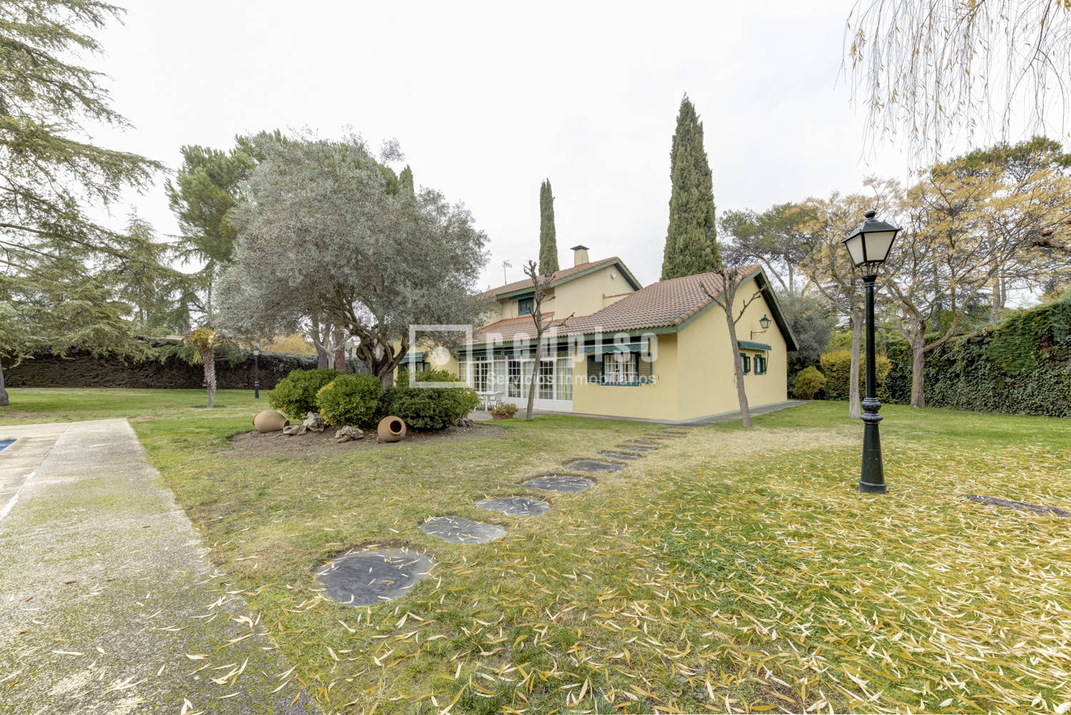 Casa en venta en Boadilla Del Monte, Madrid 16/71