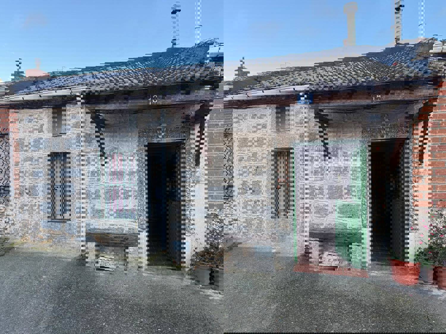 Casa en venta en  calle Real, Tolbaños, Ávila  17/18