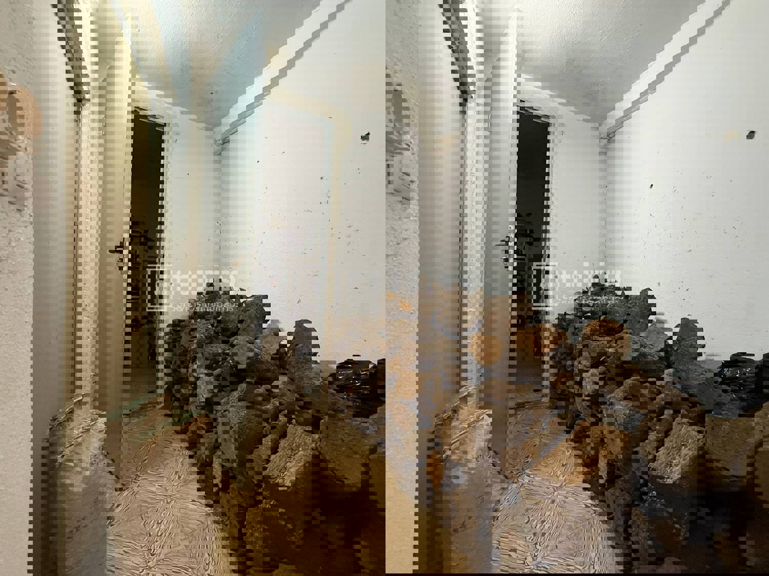 Casa en venta en  calle Real, Tolbaños, Ávila  16/18