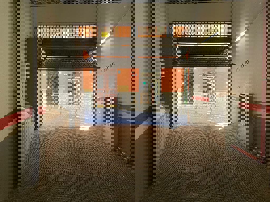 Parking en alquiler en calle De Valverde, Chamberí, Madrid 2/10