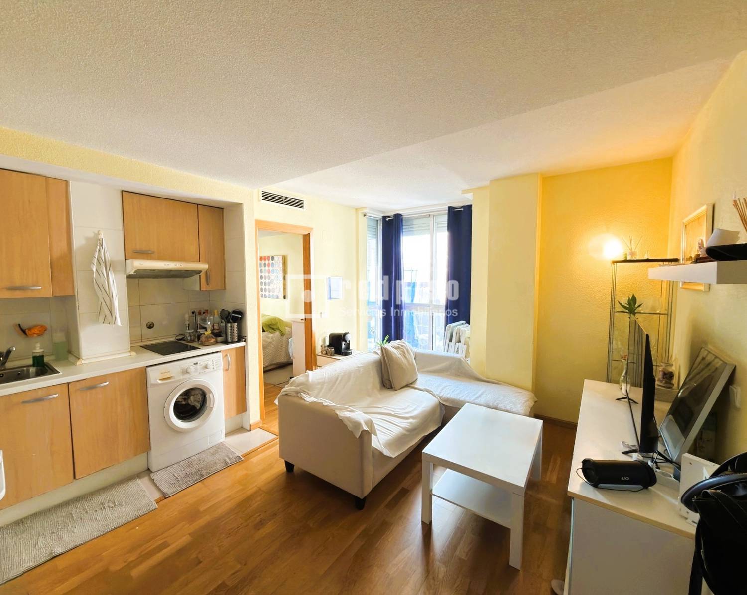 Piso en venta en  calle de Rosa Menéndez, Tetuán, Madrid  1/1