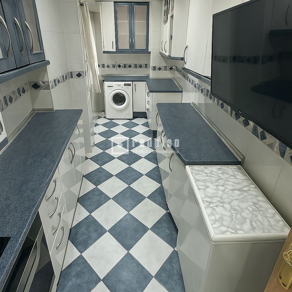 Piso en venta en calle De Maches Gómez, Coslada, Madrid 5/11