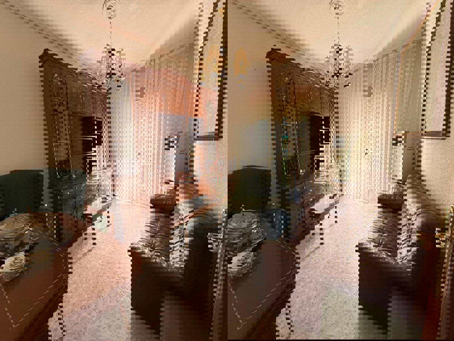 Piso en venta en  calle de Los Navalmorales, Madrid  1/1