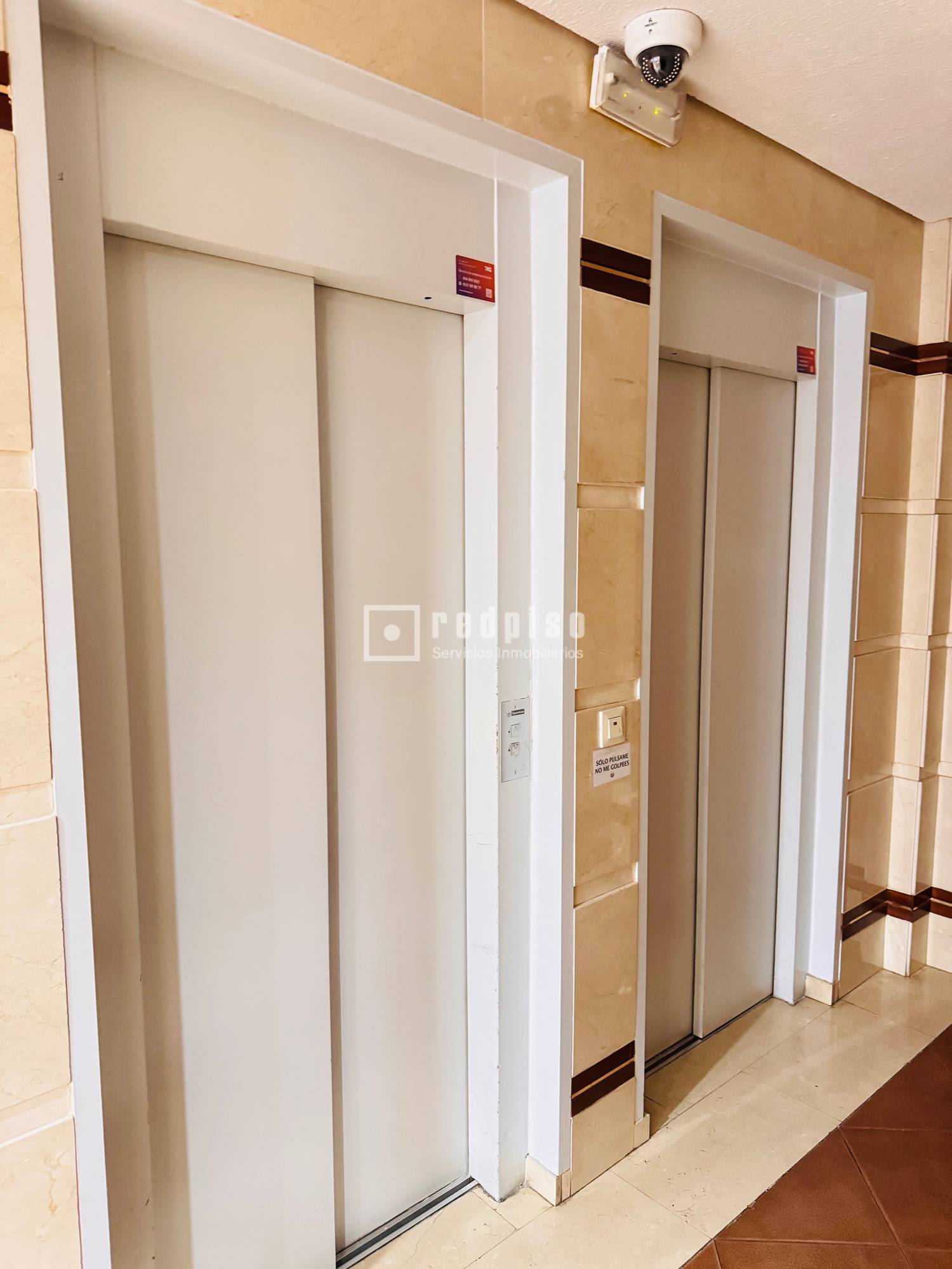 Piso en venta en calle Vitoria, Fuenlabrada, Madrid 21/30