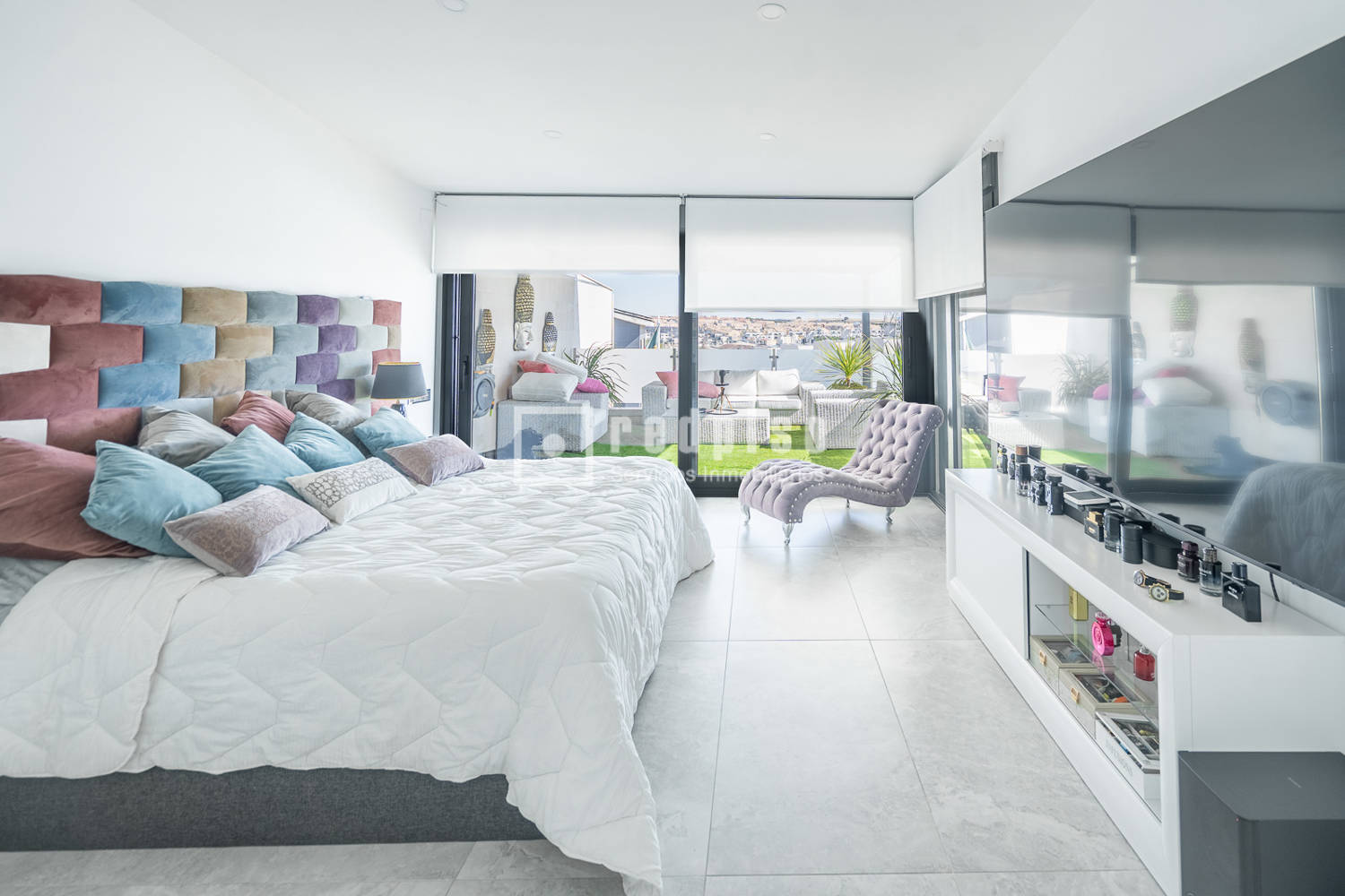 Casa en venta en  calle de Benito Pérez Galdós, 56, Arroyomolinos, Madrid  43/53