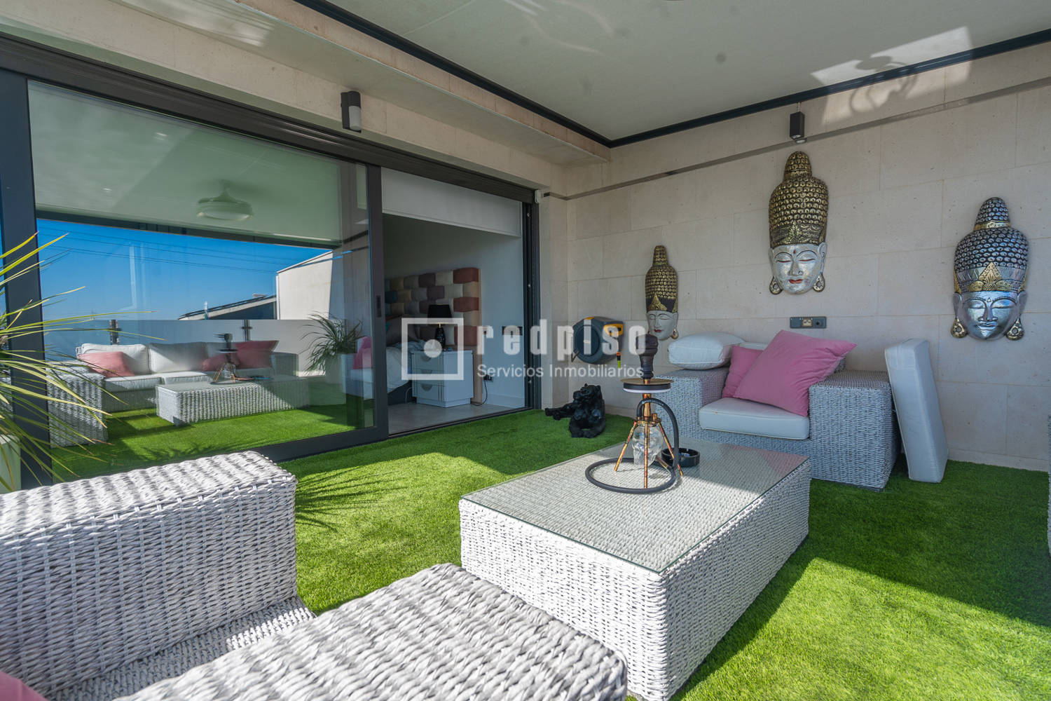 Casa en venta en  calle de Benito Pérez Galdós, 56, Arroyomolinos, Madrid  50/53