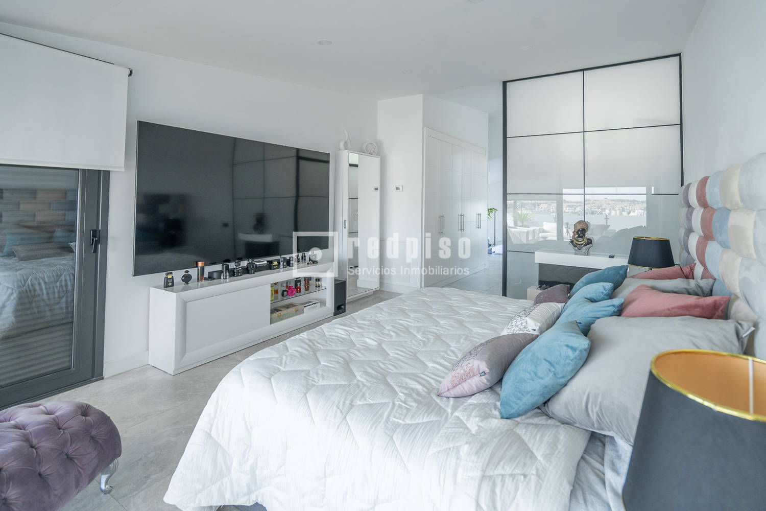 Casa en venta en  calle de Benito Pérez Galdós, 56, Arroyomolinos, Madrid  46/53