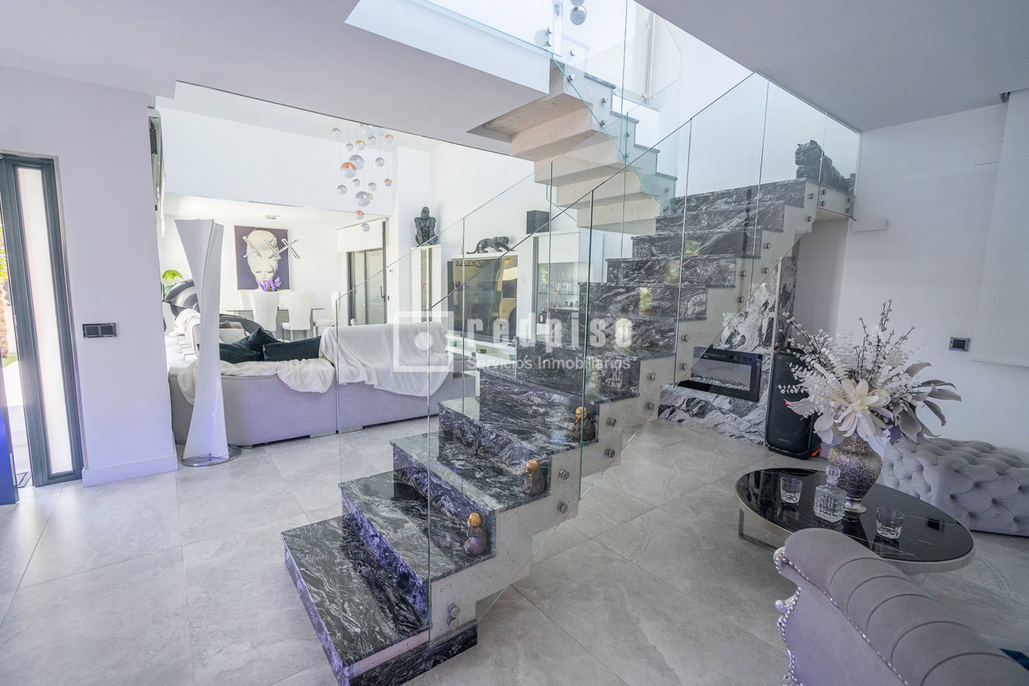 Casa en venta en  calle de Benito Pérez Galdós, 56, Arroyomolinos, Madrid  25/53