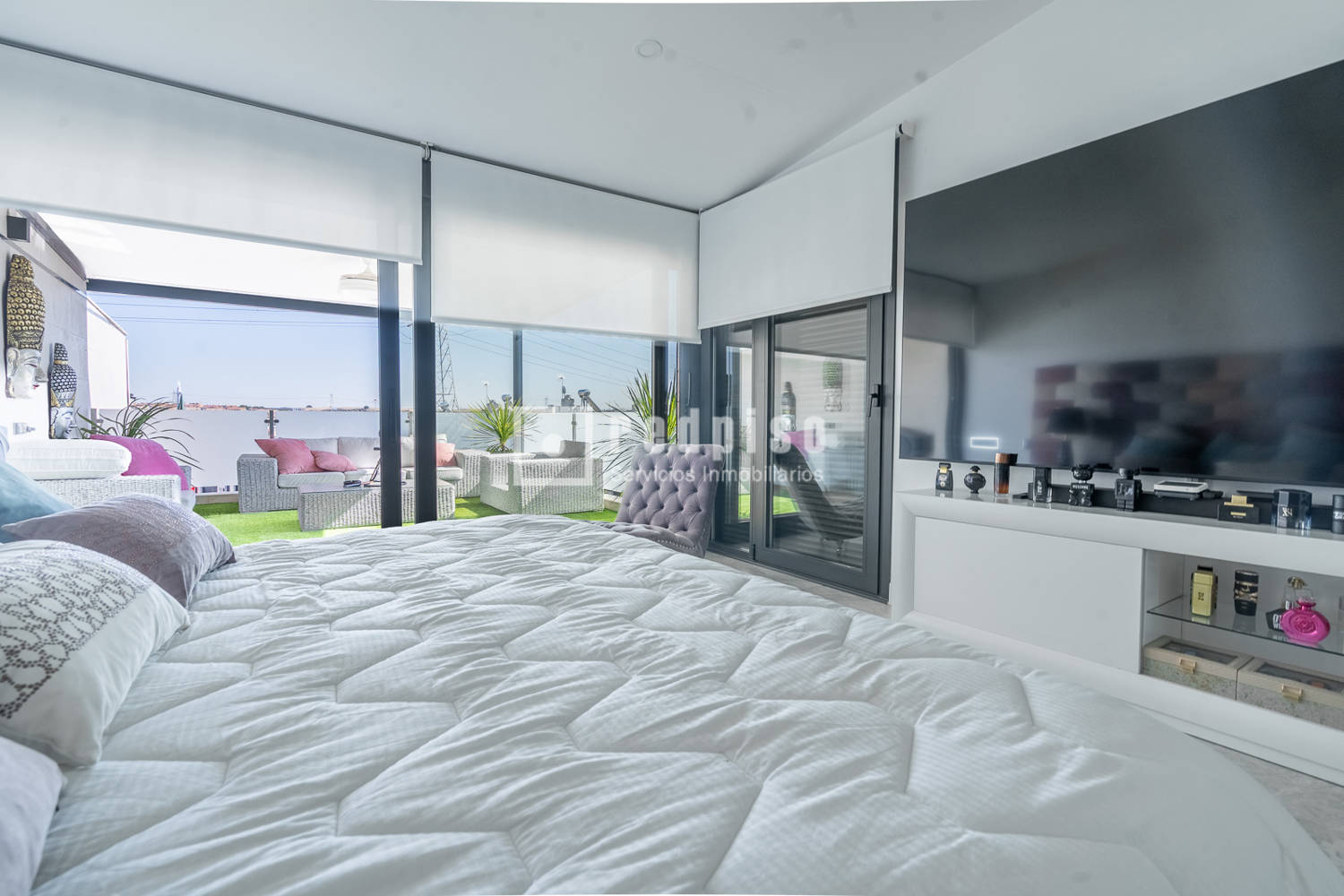 Casa en venta en  calle de Benito Pérez Galdós, 56, Arroyomolinos, Madrid  52/53