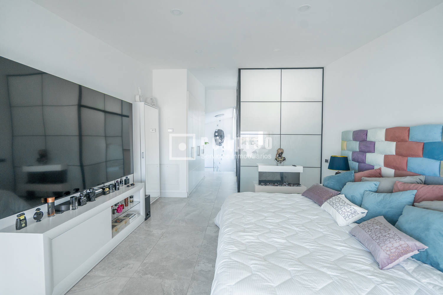 Casa en venta en  calle de Benito Pérez Galdós, 56, Arroyomolinos, Madrid  47/53