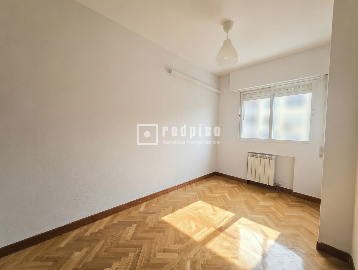 Piso en venta en  Alcorcón, Madrid  18/27