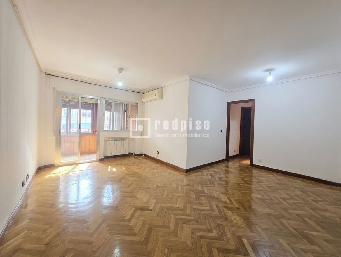 Piso en venta en  Alcorcón, Madrid  2/27