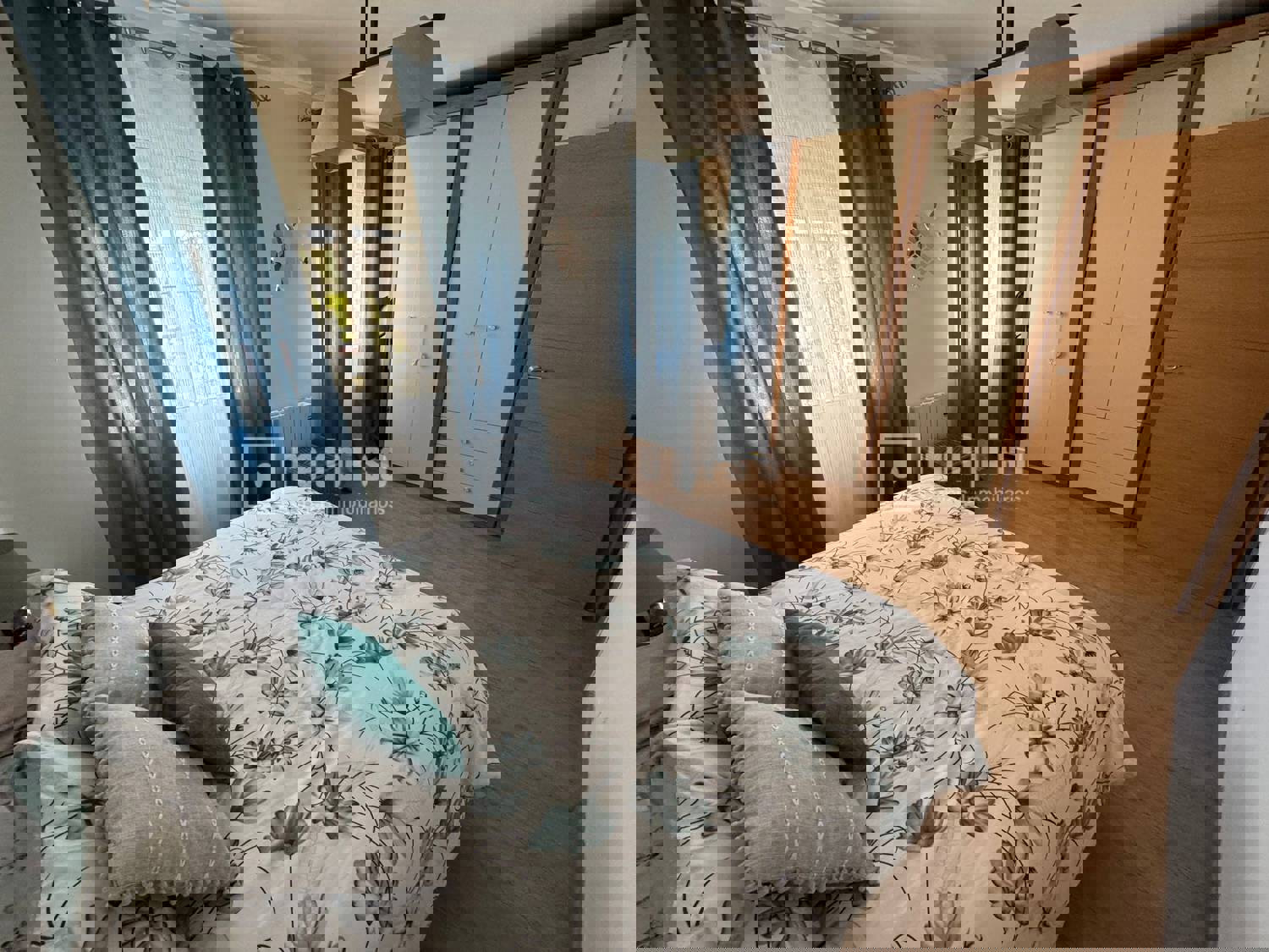 Piso en venta en  avenida de Madrid, Coslada, Madrid  16/25