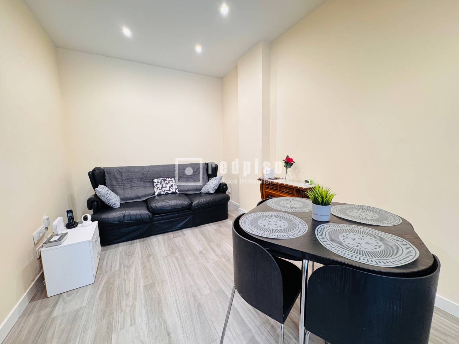 Piso en venta en  avenida de los Andes, Fuenlabrada, Madrid  1/1