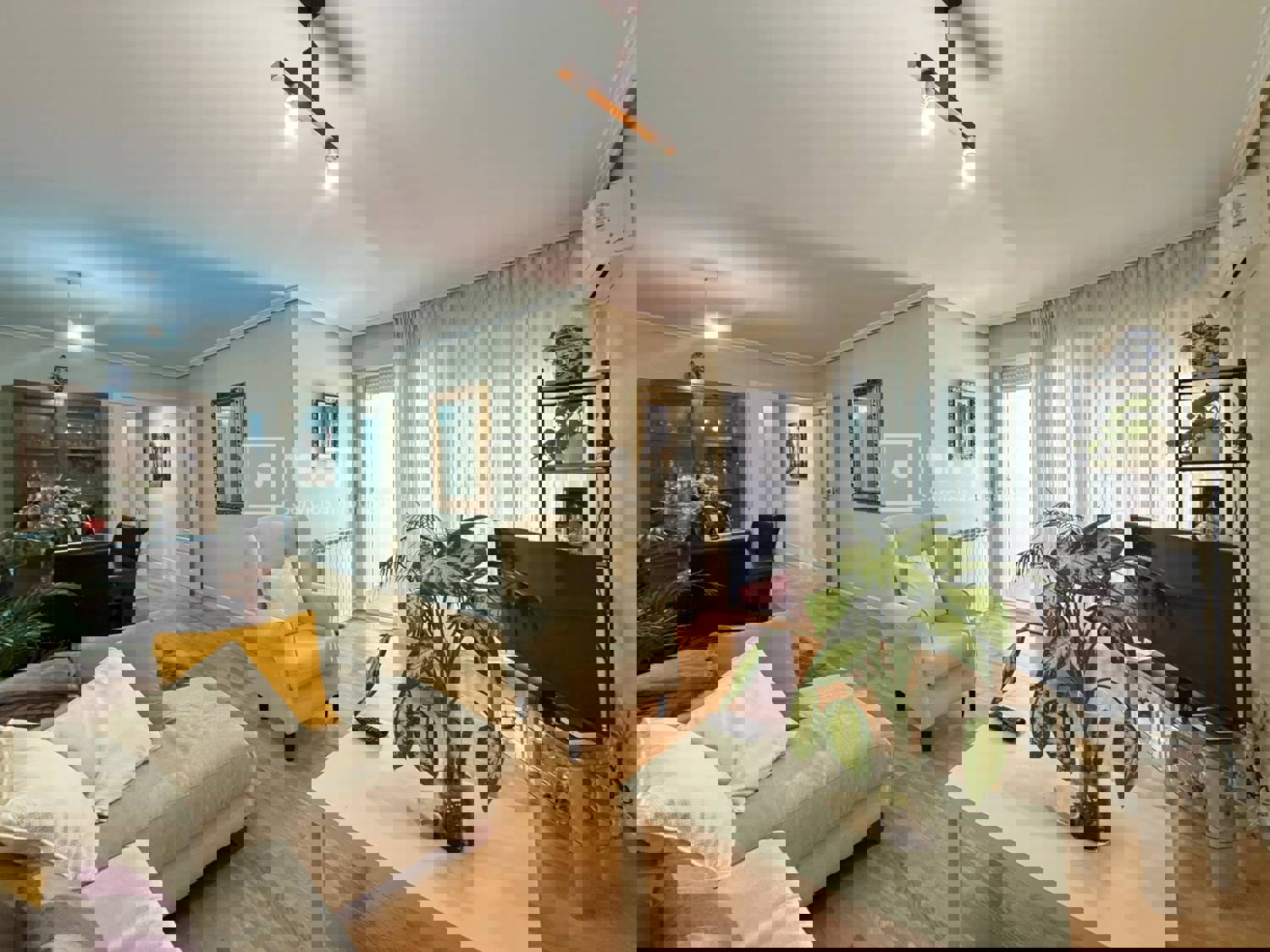 Piso en venta en Majadahonda, Madrid 3/27