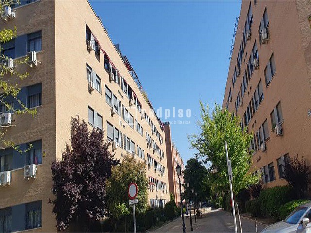 Piso en venta en Torrejón De Ardoz, Madrid 2/24